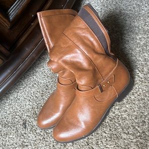 Brown Bar 3 boots size 9 knee high